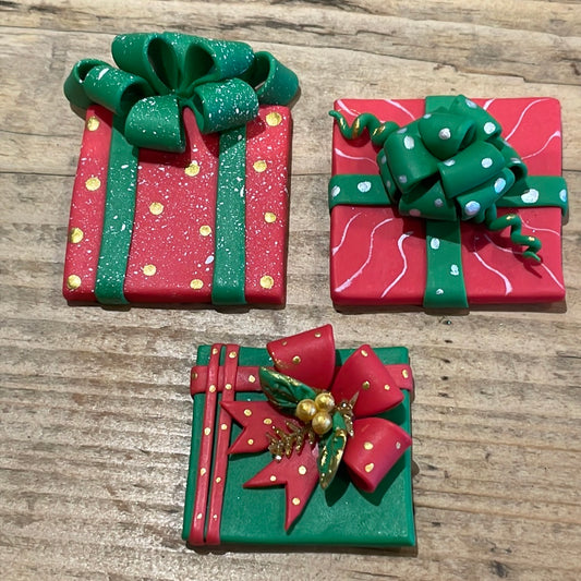 8 clay Christmas presents