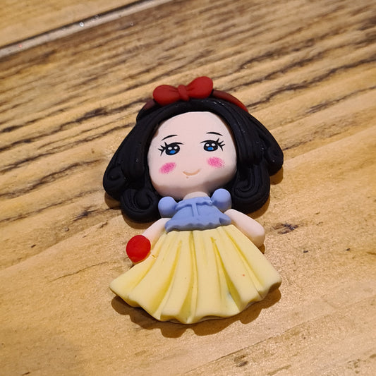 44 embellishment snow white