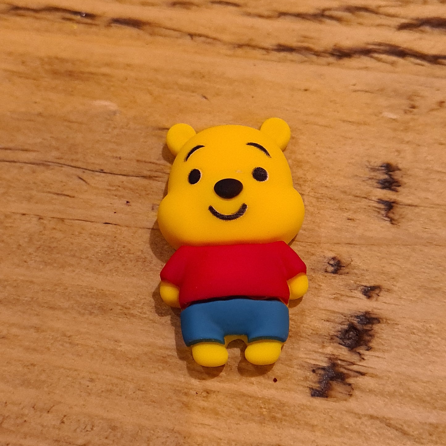 90 Embellishment winnie the pooh small