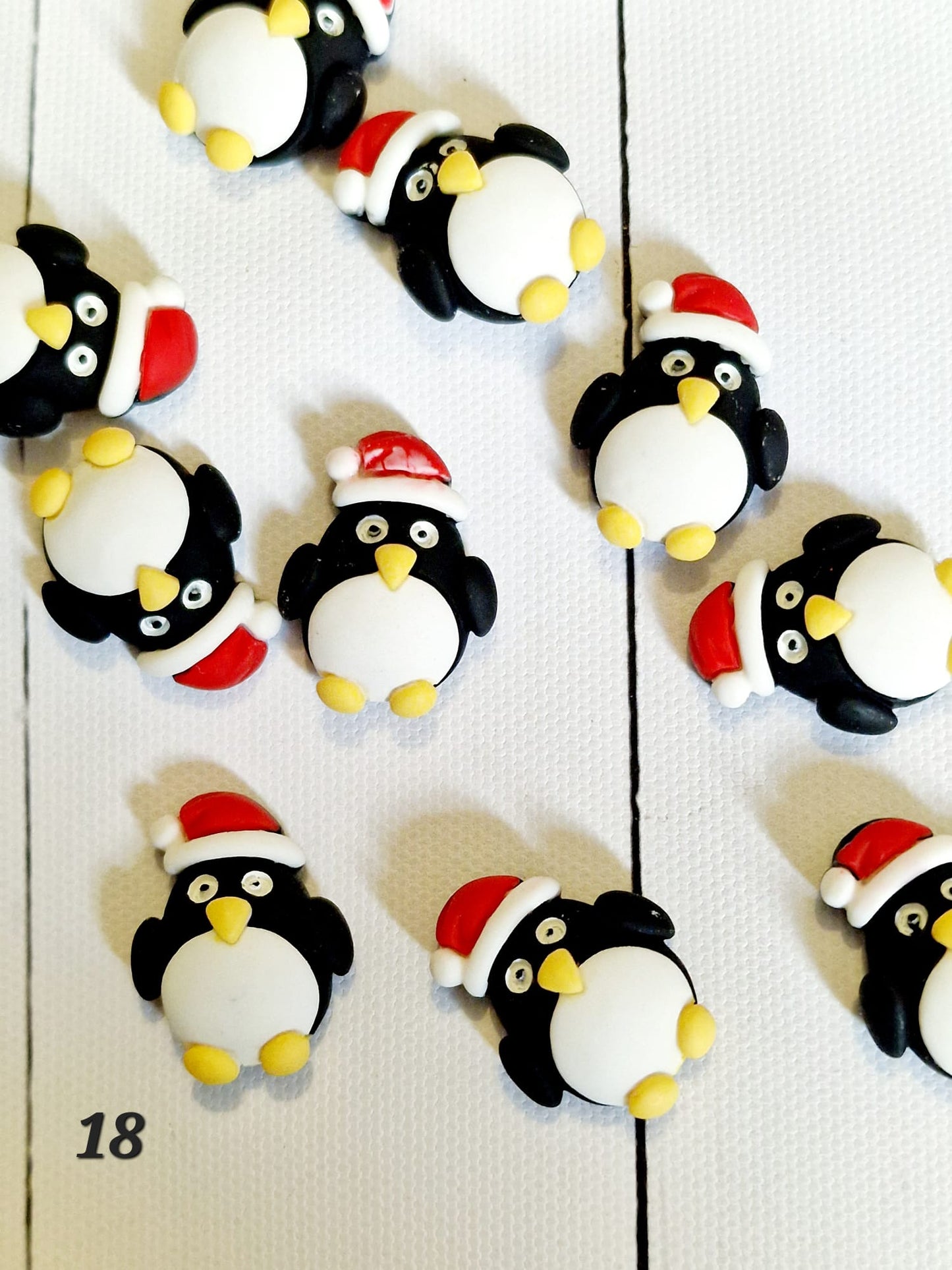 262 embellishment Christmas penguins